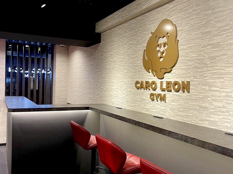 カーロレオンジム caro leon gym 内装写真　バー